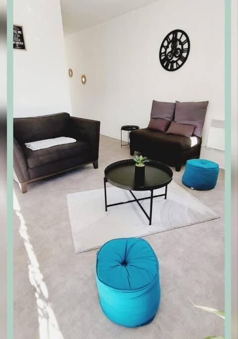Spacieux T3 Au Pied Des Thermes Neris-les-Bains Luaran gambar